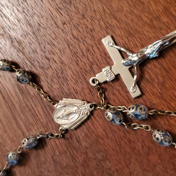 Vintage Glass Beaded Rosary - Picture 2 of 4
